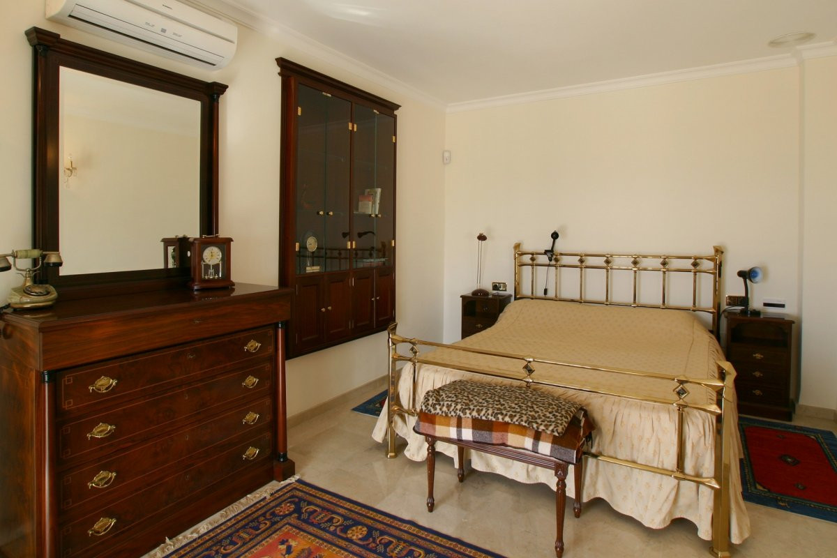 5 Bed Townhouse for sale in Málaga Costa Del Sol, Málaga, Spain