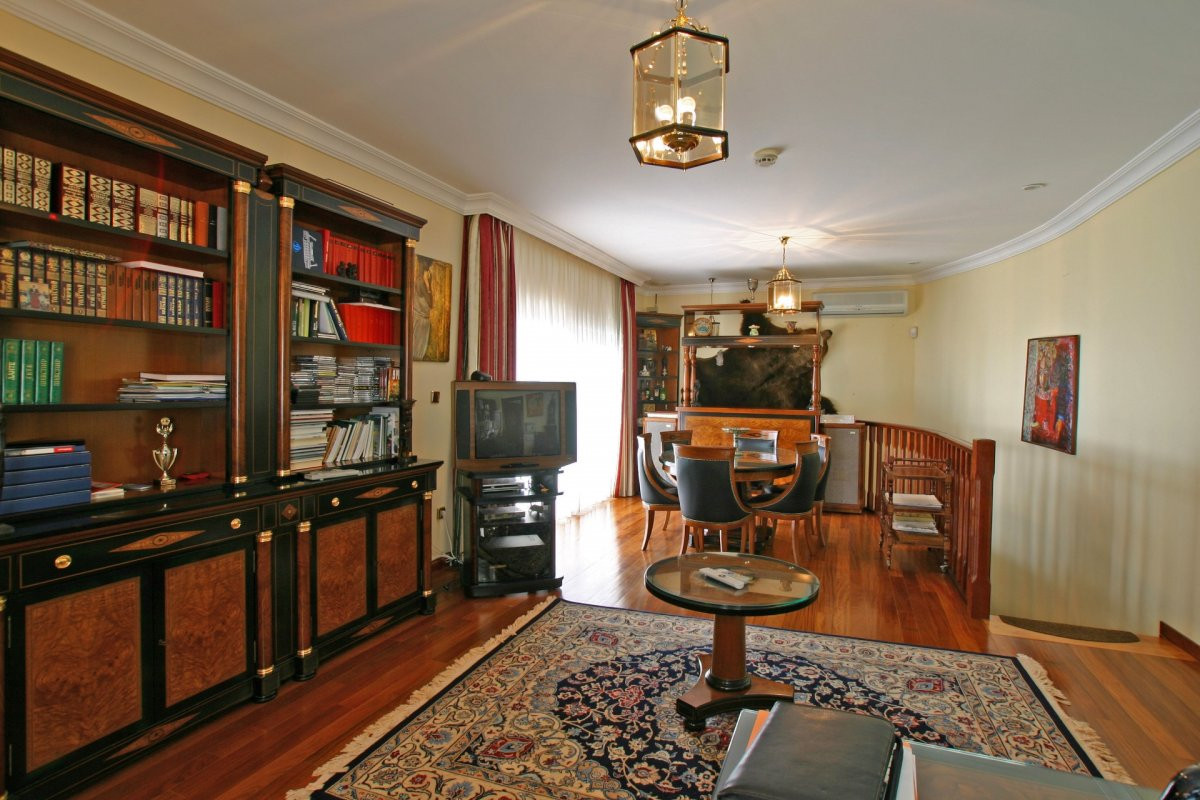 5 Bed Townhouse for sale in Málaga Costa Del Sol, Málaga, Spain