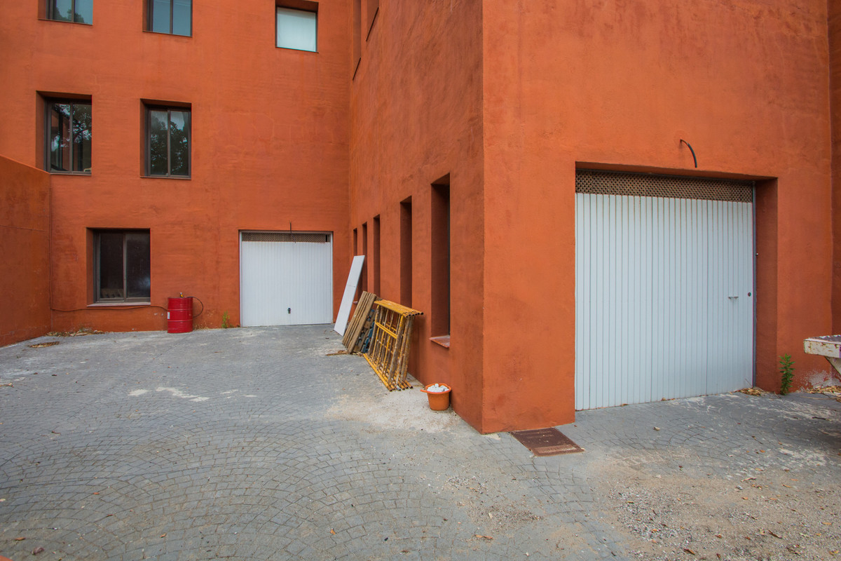 Commercial unit for sale in La Mairena Costa Del Sol, Málaga, Spain
