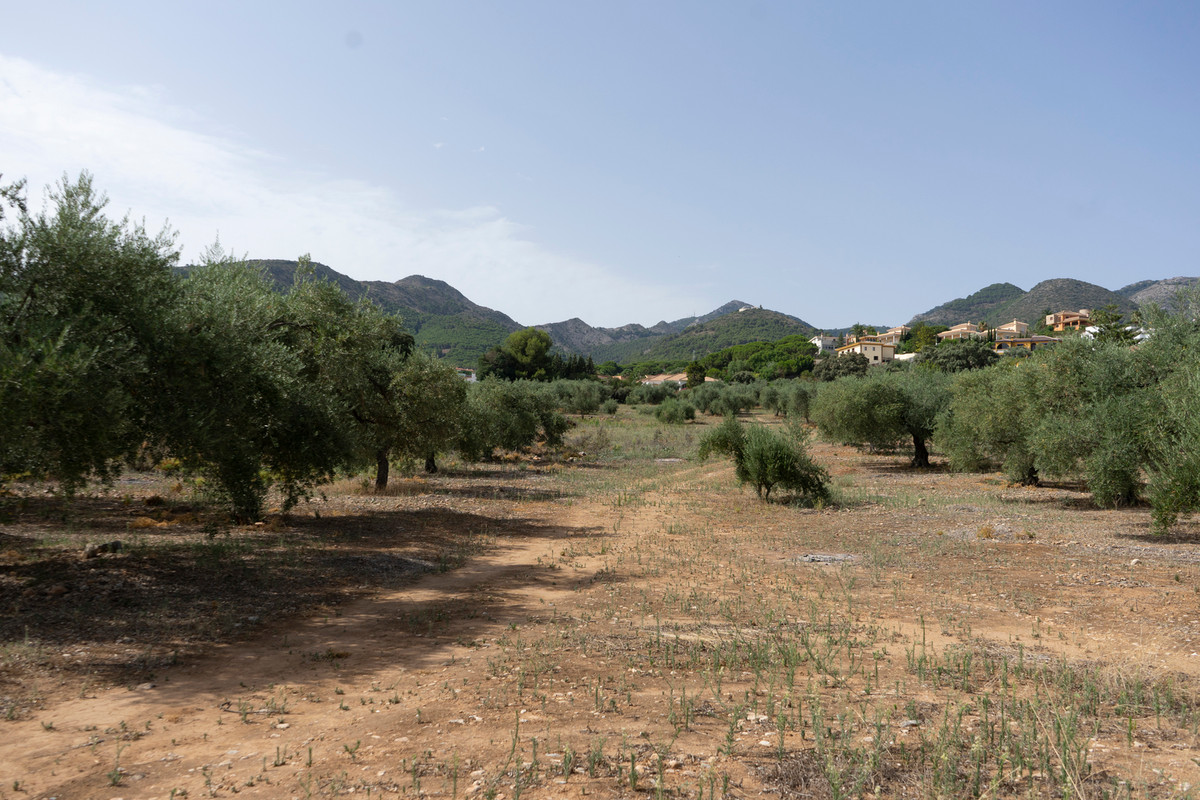 Plots for sale in Alhaurín De La Torre Costa Del Sol, Málaga, Spain