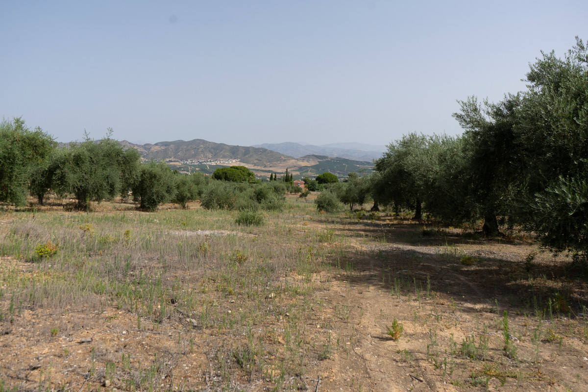 Plots for sale in Alhaurín De La Torre Costa Del Sol, Málaga, Spain