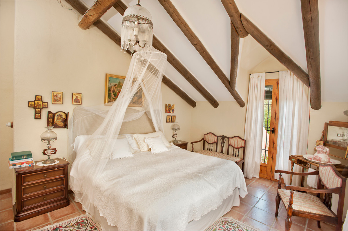 Se vende Finca - Cortijo de 6 dormitorios en Costa Del Sol, Málaga, España
