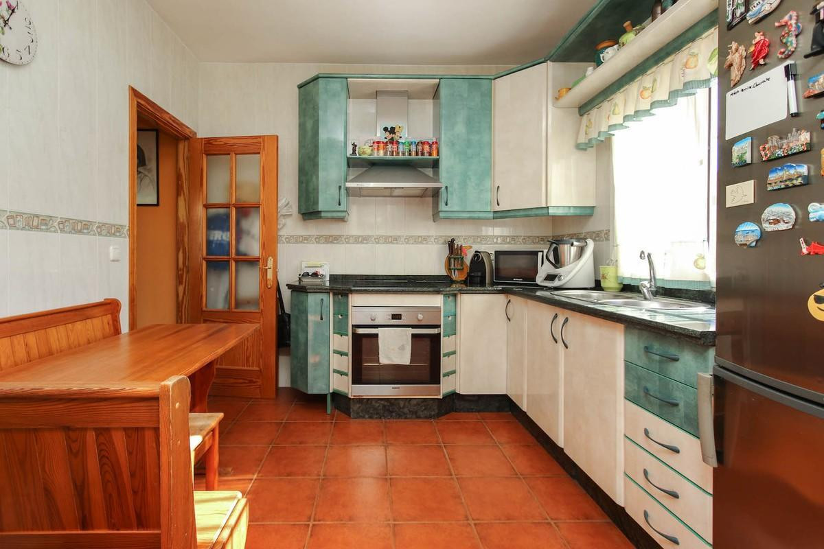 Se vende Villa - Chalet de 5 dormitorios en Costa Del Sol, Málaga, España