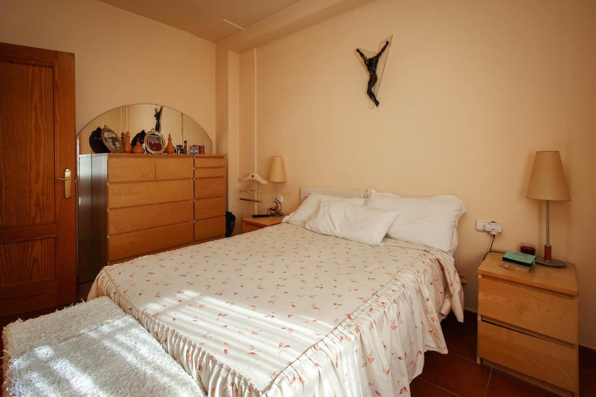 Se vende Villa - Chalet de 5 dormitorios en Costa Del Sol, Málaga, España