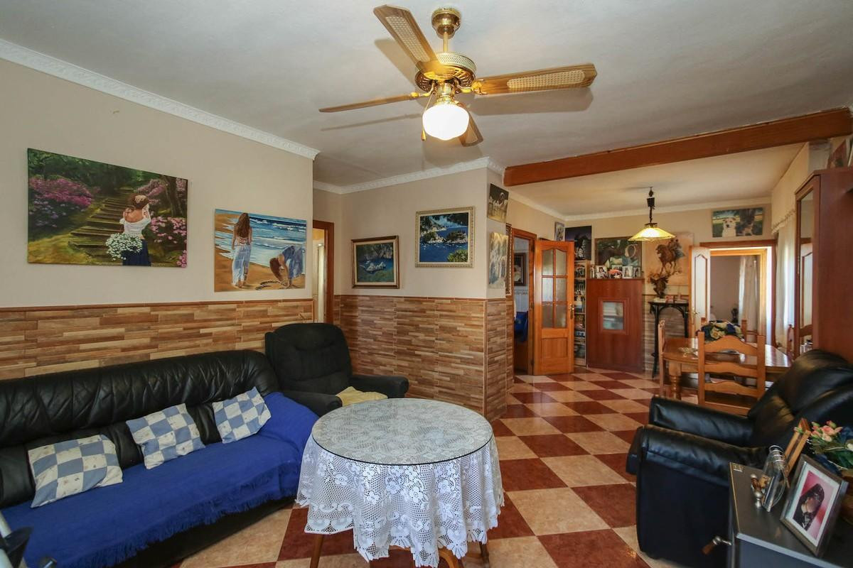 Se vende Villa - Chalet de 5 dormitorios en Costa Del Sol, Málaga, España