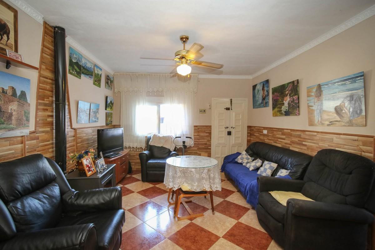 Se vende Villa - Chalet de 5 dormitorios en Costa Del Sol, Málaga, España