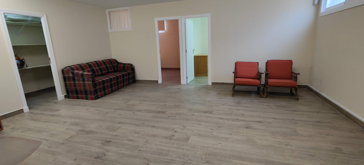 Se vende Villa - Chalet de 6 dormitorios en Costa Del Sol, Málaga, España