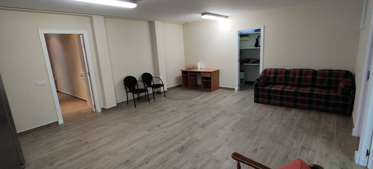 Se vende Villa - Chalet de 6 dormitorios en Costa Del Sol, Málaga, España
