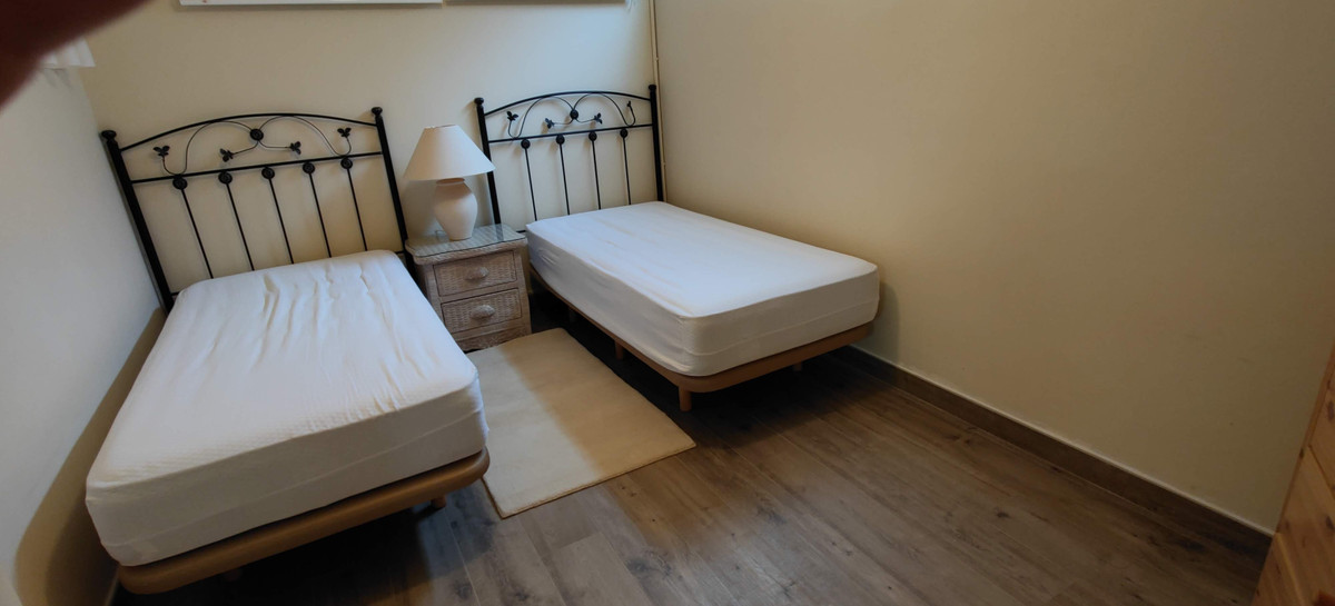 Se vende Villa - Chalet de 6 dormitorios en Costa Del Sol, Málaga, España