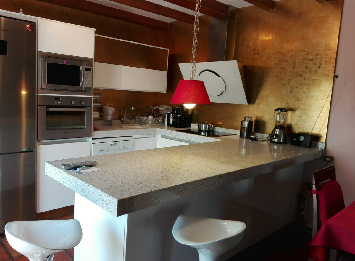 2 Bed Apartment for sale in San Luis De Sabinillas Costa Del Sol, Málaga, Spain