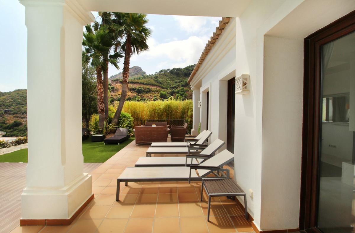 Se vende Villa - Chalet de 5 dormitorios en Costa Del Sol, Málaga, España