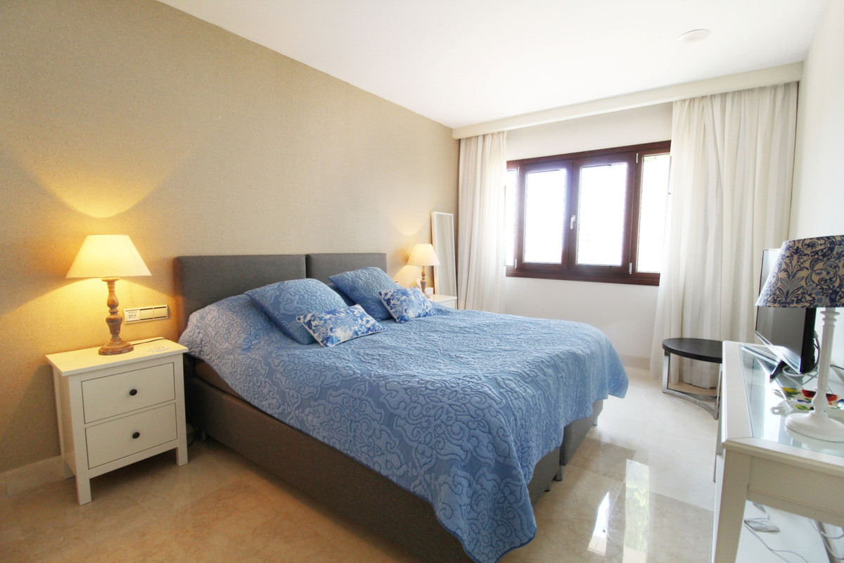 Se vende Villa - Chalet de 5 dormitorios en Costa Del Sol, Málaga, España