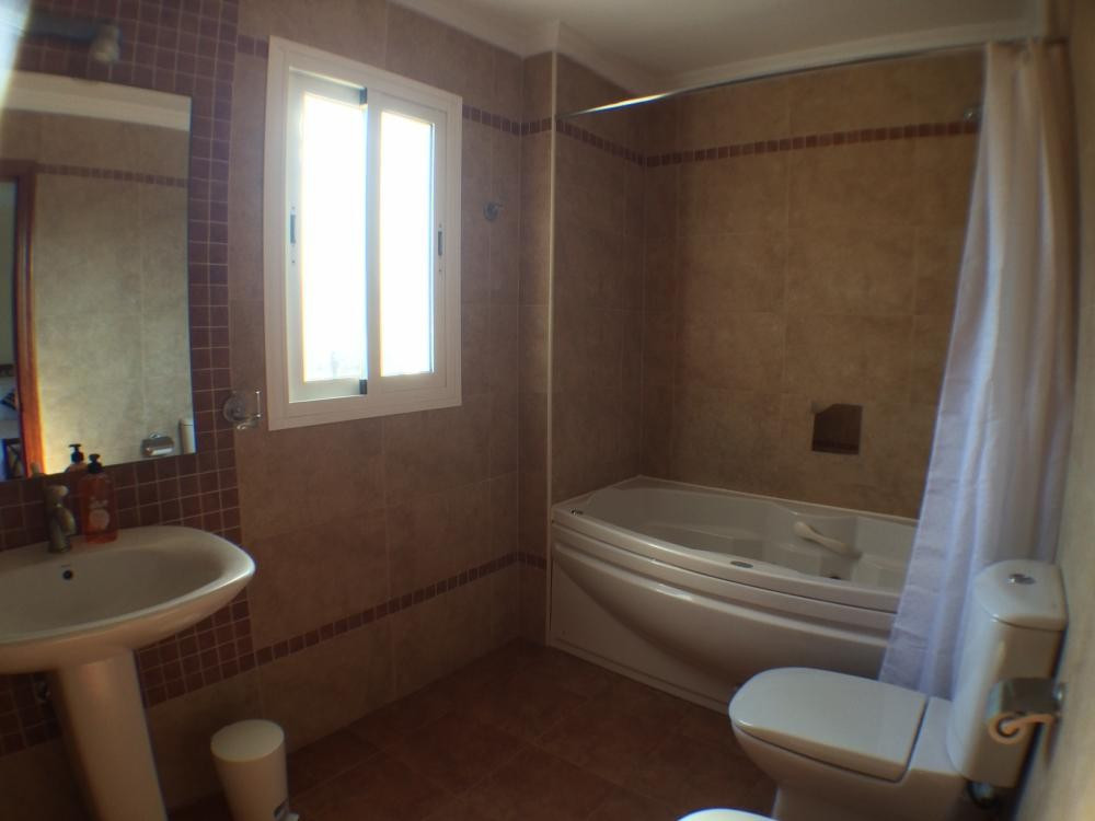 5 Bed Townhouse for sale in Frigiliana Costa Del Sol East, Málaga, Spain