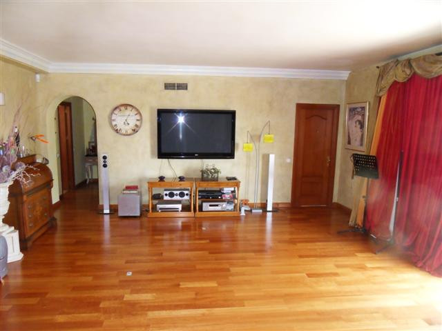 Se vende Villa - Chalet de 8 dormitorios en Costa Del Sol, Málaga, España