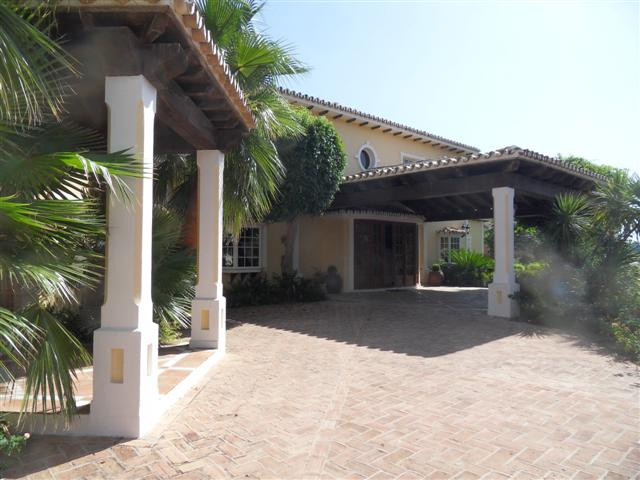Se vende Villa - Chalet de 8 dormitorios en Costa Del Sol, Málaga, España