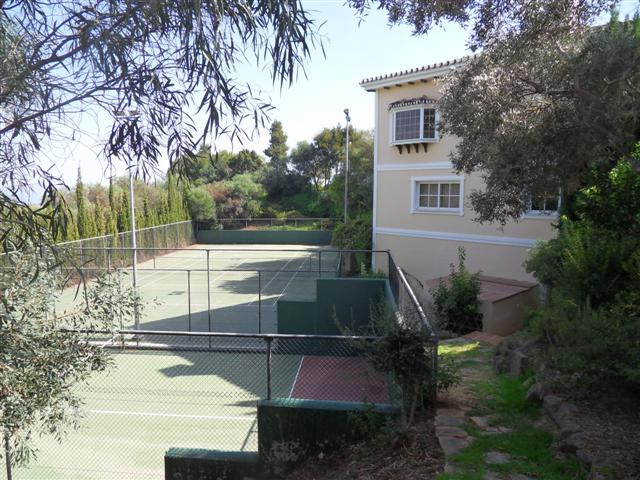 Se vende Villa - Chalet de 8 dormitorios en Costa Del Sol, Málaga, España