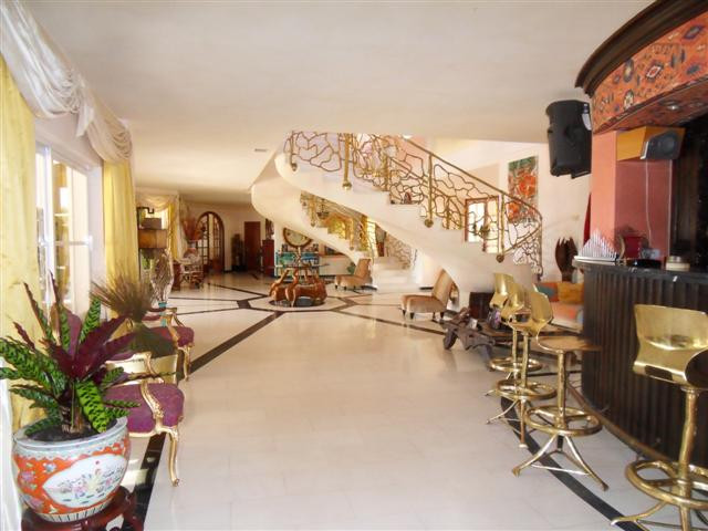 Se vende Villa - Chalet de 8 dormitorios en Costa Del Sol, Málaga, España