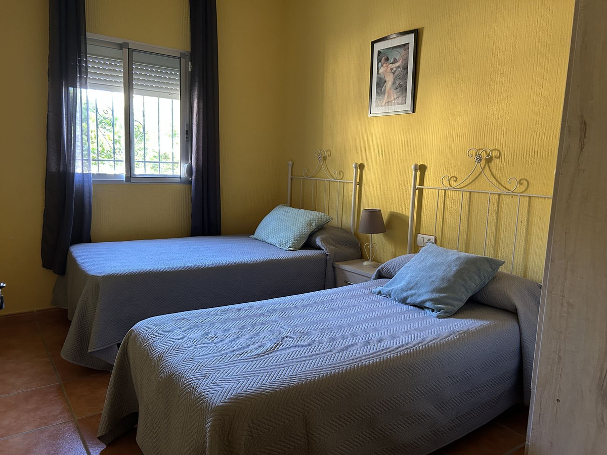 4 Bed Townhouse for sale in Nerja Costa Del Sol East, Málaga, Spain