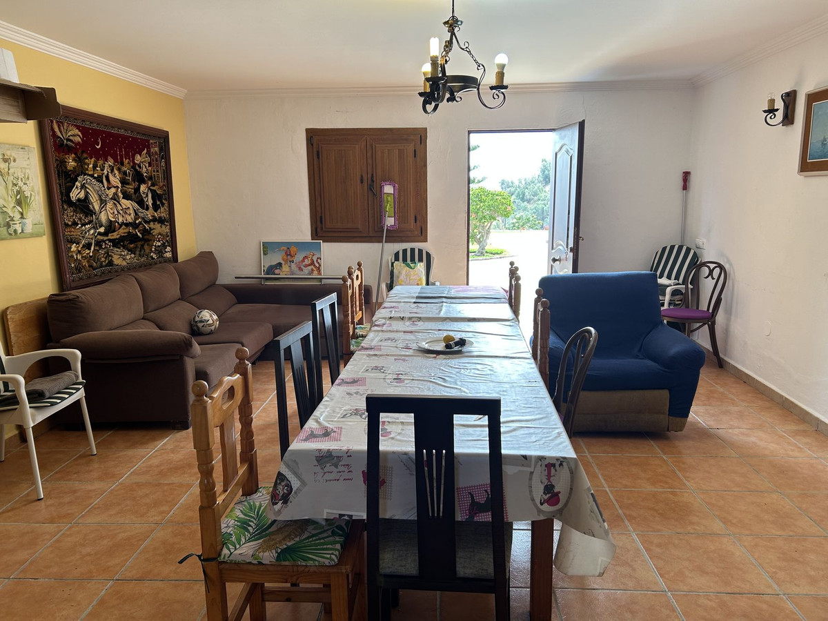 4 Bed Townhouse for sale in Nerja Costa Del Sol East, Málaga, Spain