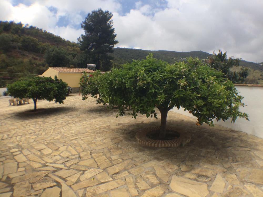 4 Bed Townhouse for sale in Nerja Costa Del Sol East, Málaga, Spain