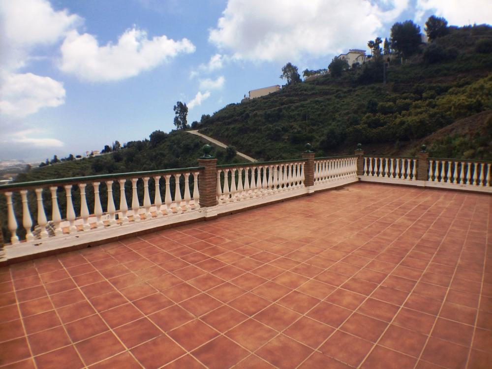 4 Bed Townhouse for sale in Nerja Costa Del Sol East, Málaga, Spain