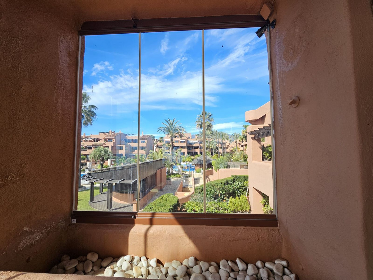 3 Bed Apartment for sale in Estepona Costa Del Sol, Málaga, Spain