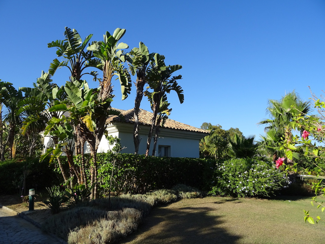 Se vende Villa - Chalet de 4 dormitorios en Costa Del Sol, Cadiz, España