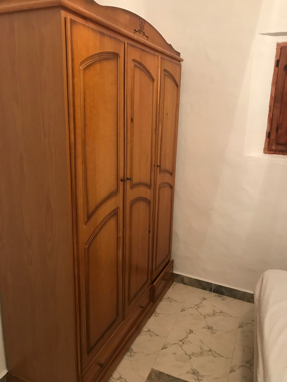 Se vende Finca - Cortijo de 2 dormitorios en Costa Del Sol East, Málaga, España