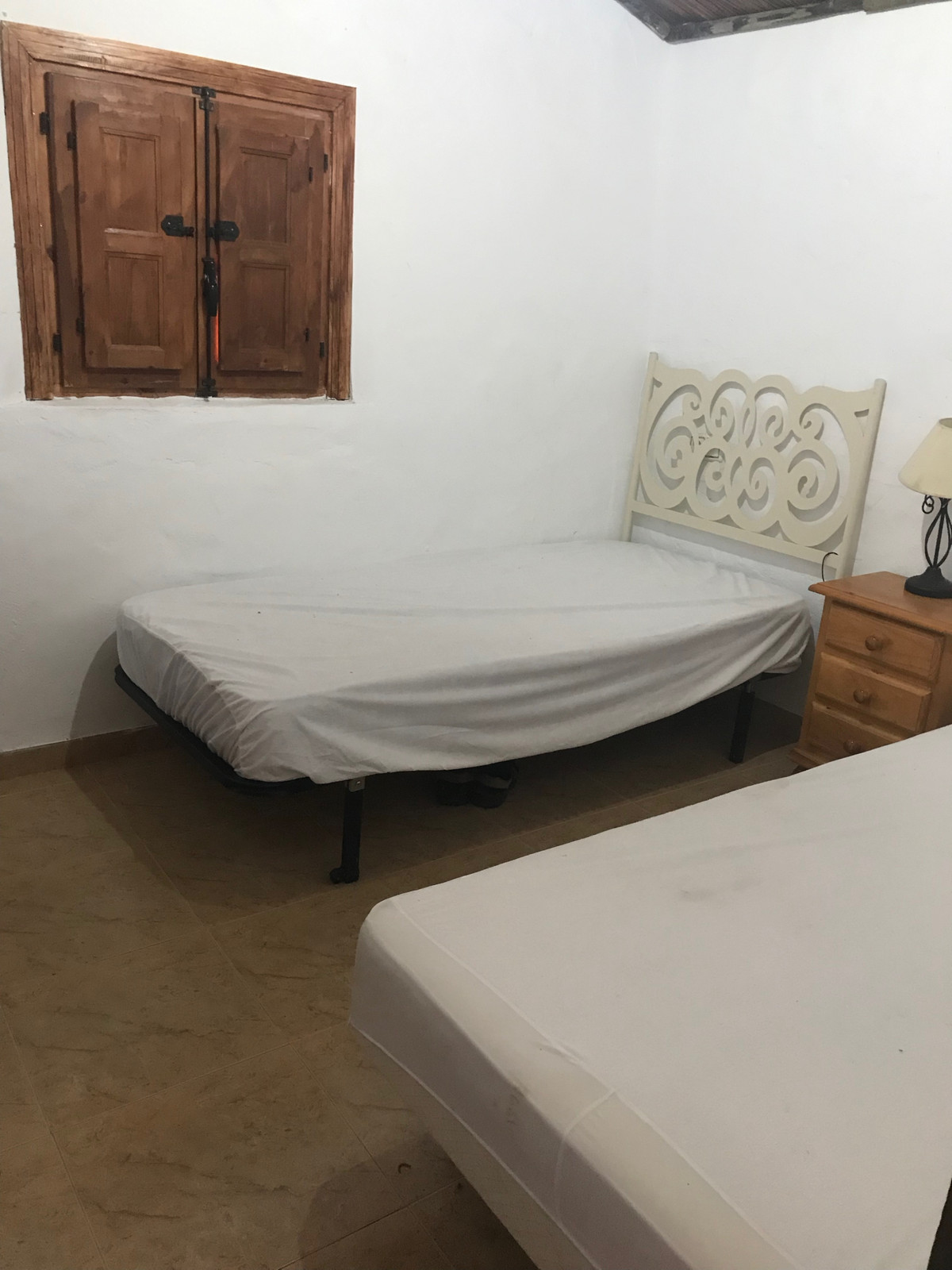 Se vende Finca - Cortijo de 2 dormitorios en Costa Del Sol East, Málaga, España