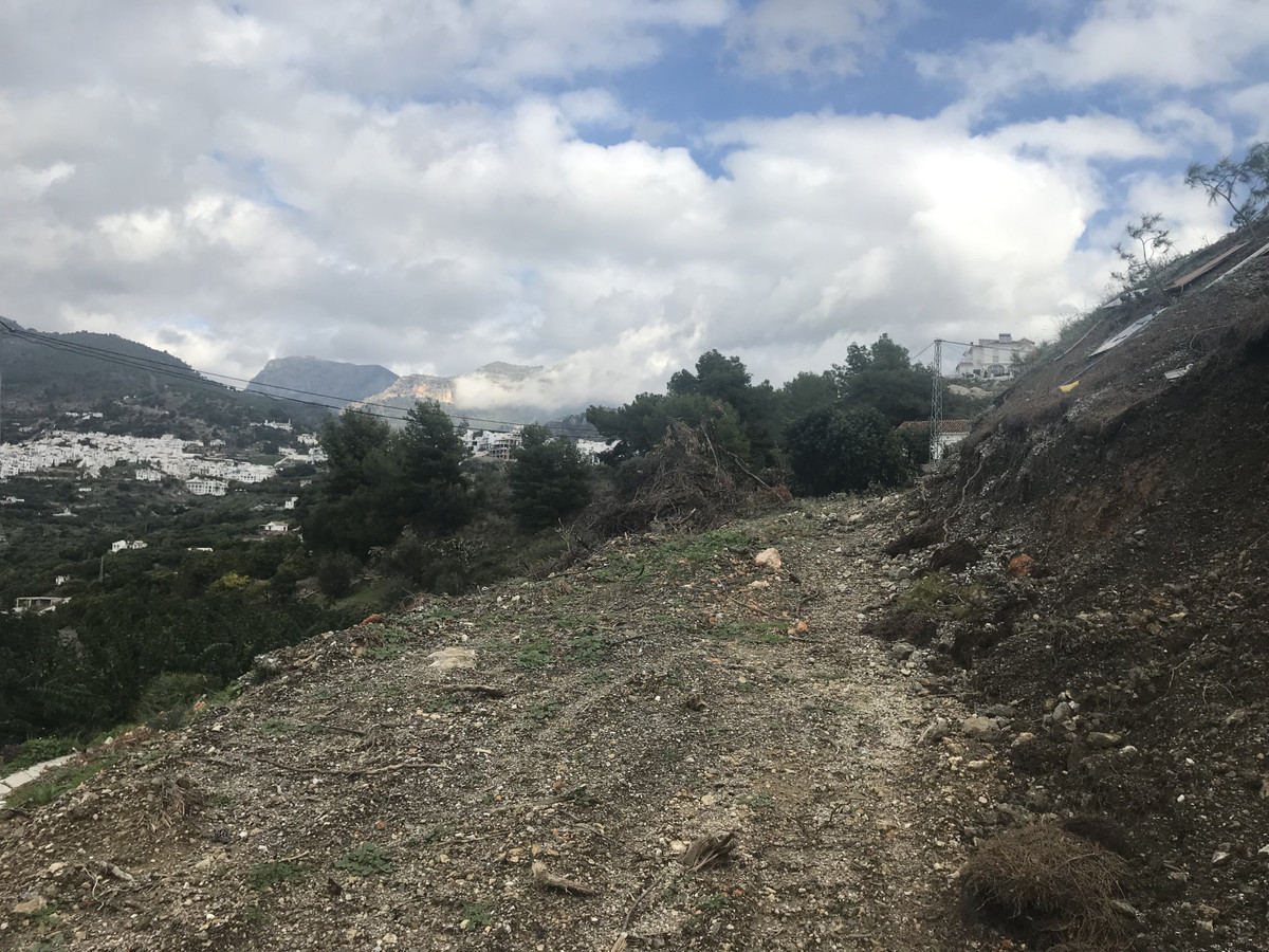Se vende Terreno Rustico  en Costa Del Sol East, Málaga, España