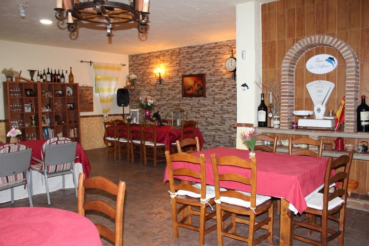 3 Bed Commercial unit for sale in Estepona Costa Del Sol, Málaga, Spain