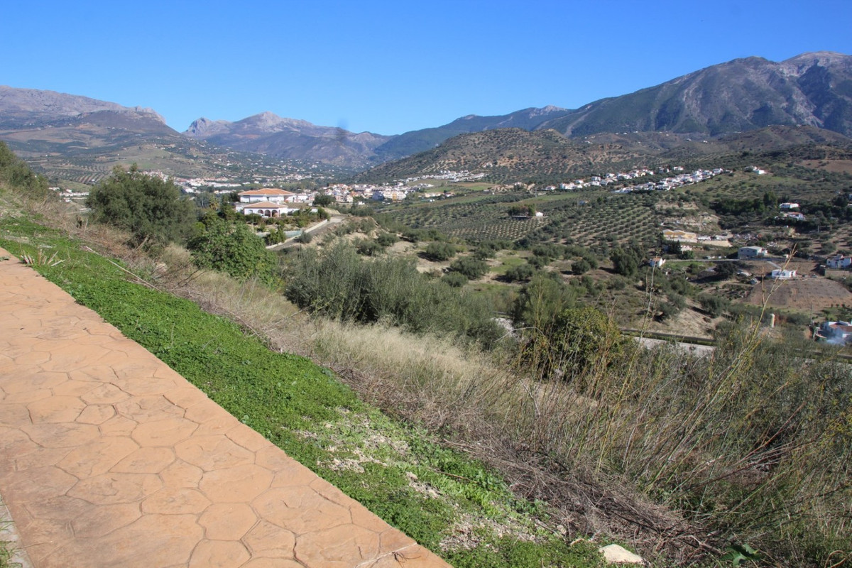 Se vende Terreno Urbano de 1 dormitorios en Costa Del Sol East, Málaga, España