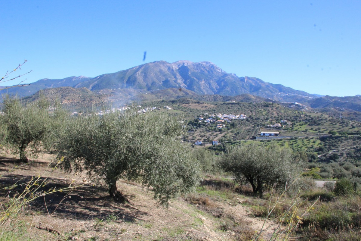 Se vende Terreno Urbano de 1 dormitorios en Costa Del Sol East, Málaga, España