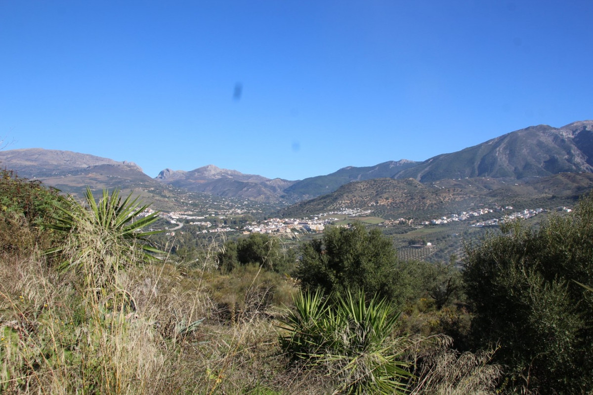 Se vende Terreno Urbano de 1 dormitorios en Costa Del Sol East, Málaga, España