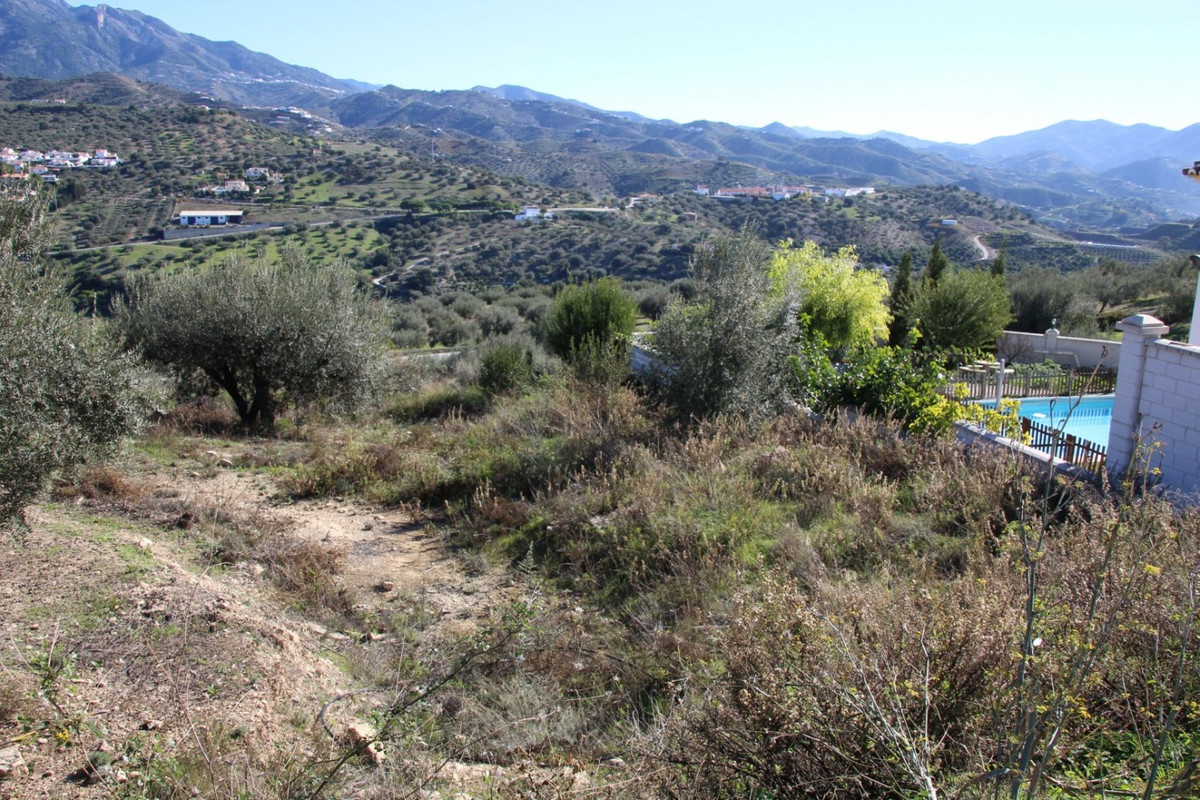 Se vende Terreno Urbano de 1 dormitorios en Costa Del Sol East, Málaga, España