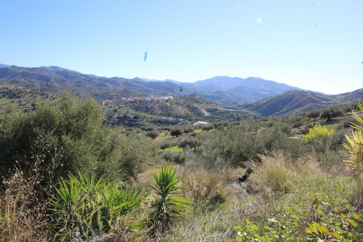Se vende Terreno Urbano de 1 dormitorios en Costa Del Sol East, Málaga, España