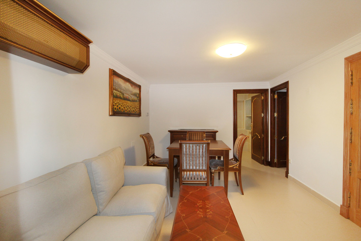 Se vende Villa - Chalet de 8 dormitorios en Costa Del Sol, Málaga, España