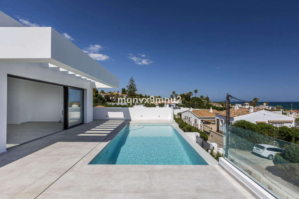 3 Bed Townhouse for sale in El Chaparral Costa Del Sol, Málaga, Spain