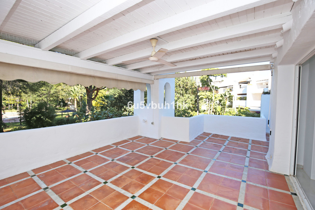 4 Bed Apartment for sale in New Golden Mile Costa Del Sol, Málaga, Spain