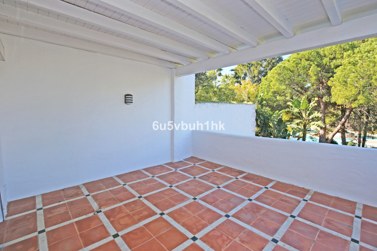 4 Bed Apartment for sale in New Golden Mile Costa Del Sol, Málaga, Spain