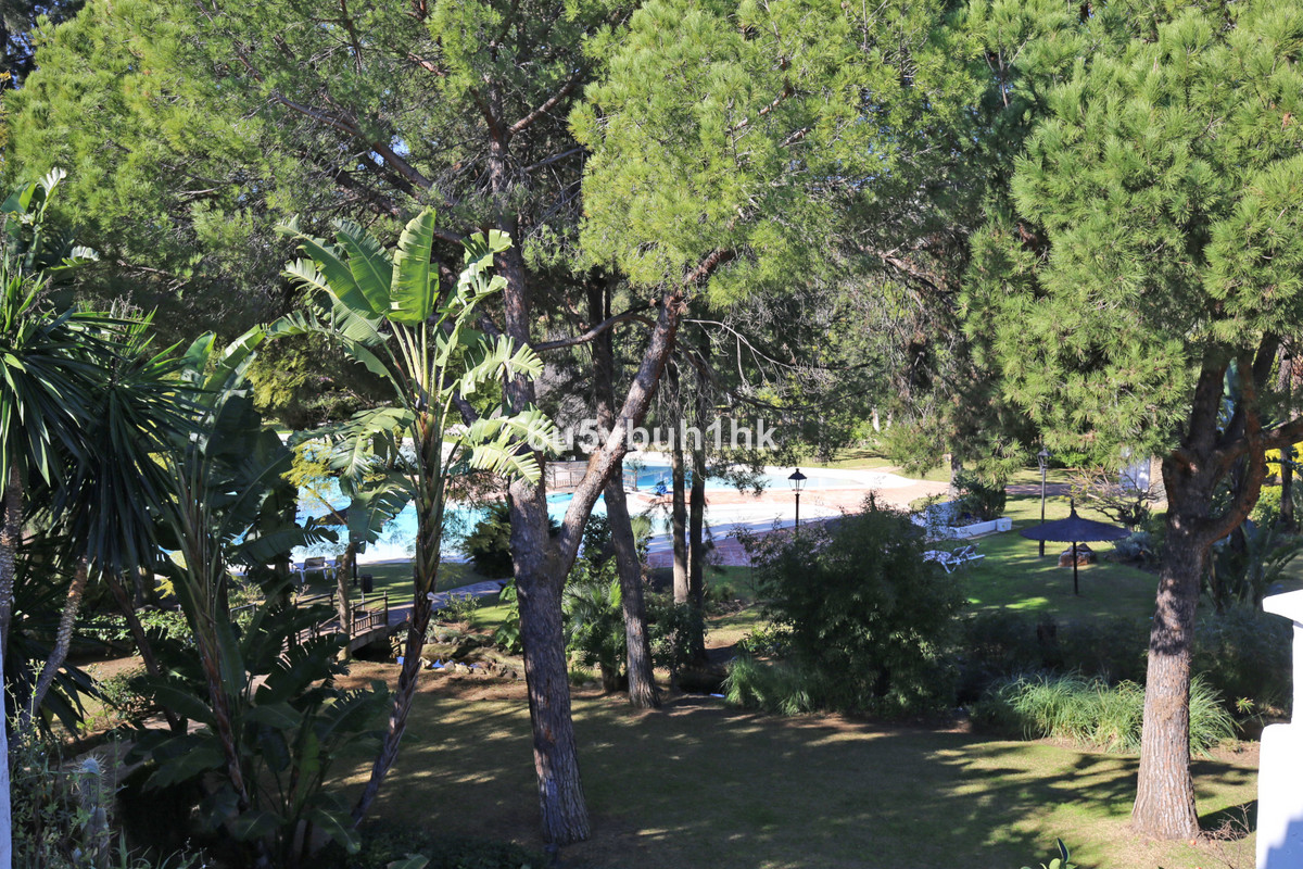 4 Bed Apartment for sale in New Golden Mile Costa Del Sol, Málaga, Spain