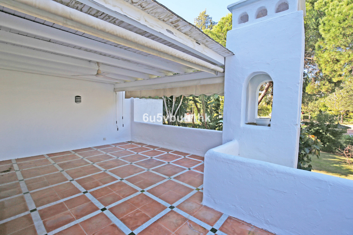 4 Bed Apartment for sale in New Golden Mile Costa Del Sol, Málaga, Spain