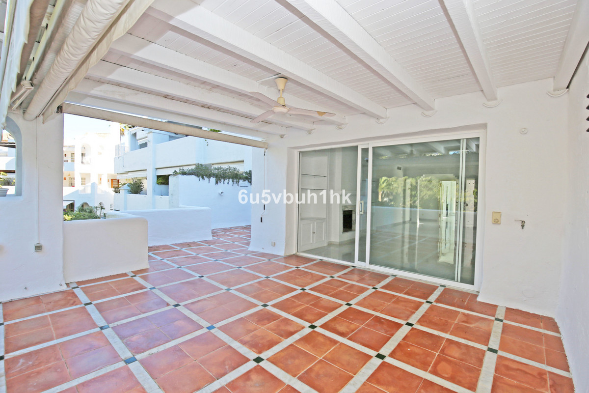 4 Bed Apartment for sale in New Golden Mile Costa Del Sol, Málaga, Spain
