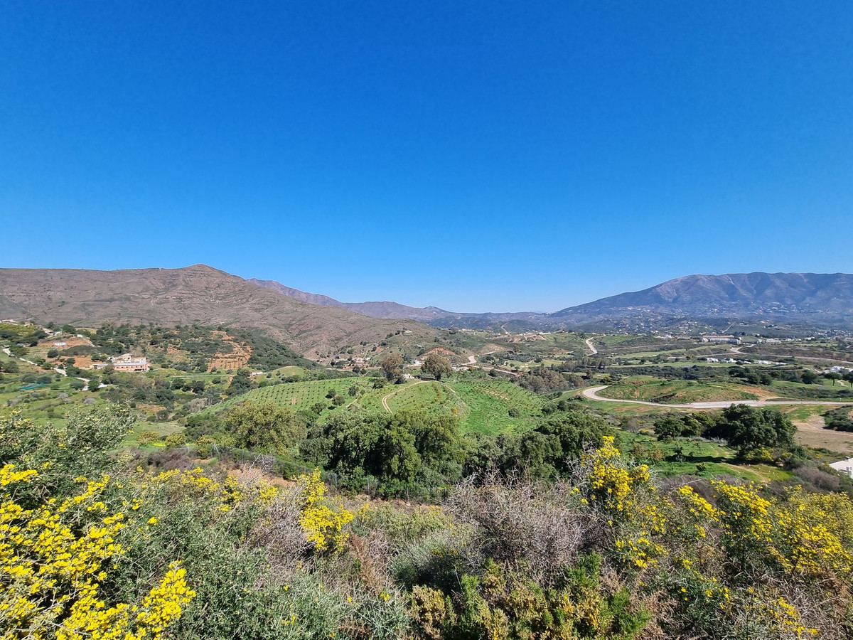 Se vende Terreno Urbano  en Costa Del Sol, Málaga, España