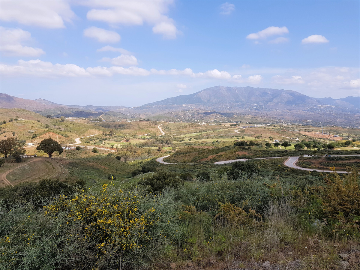 Se vende Terreno Urbano  en Costa Del Sol, Málaga, España
