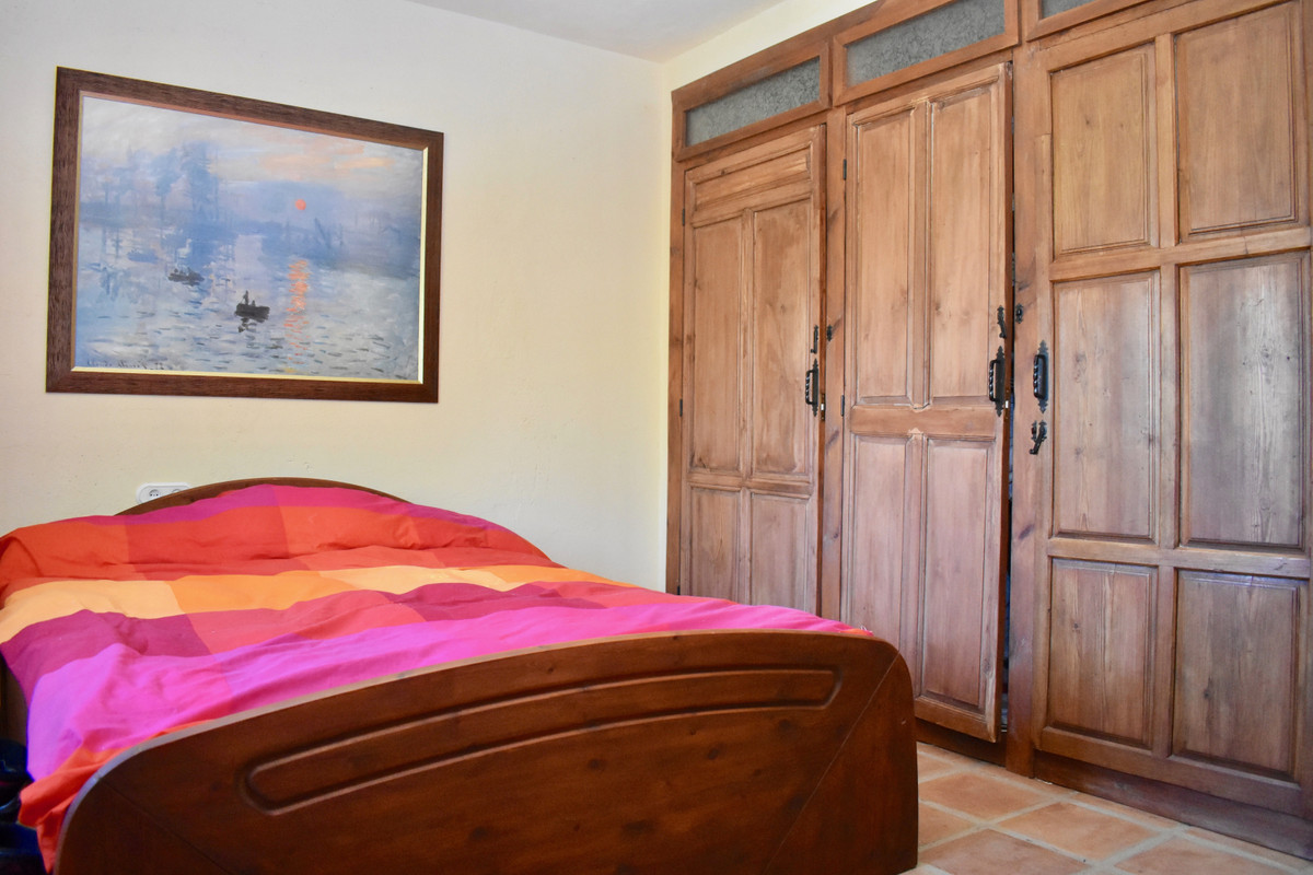 Se vende Villa - Chalet de 4 dormitorios en Costa Del Sol, Málaga, España