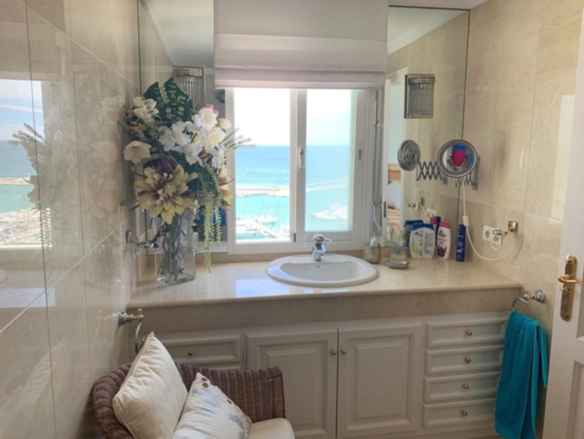 Se vende Ático de 2 dormitorios en Costa Del Sol, Málaga, España