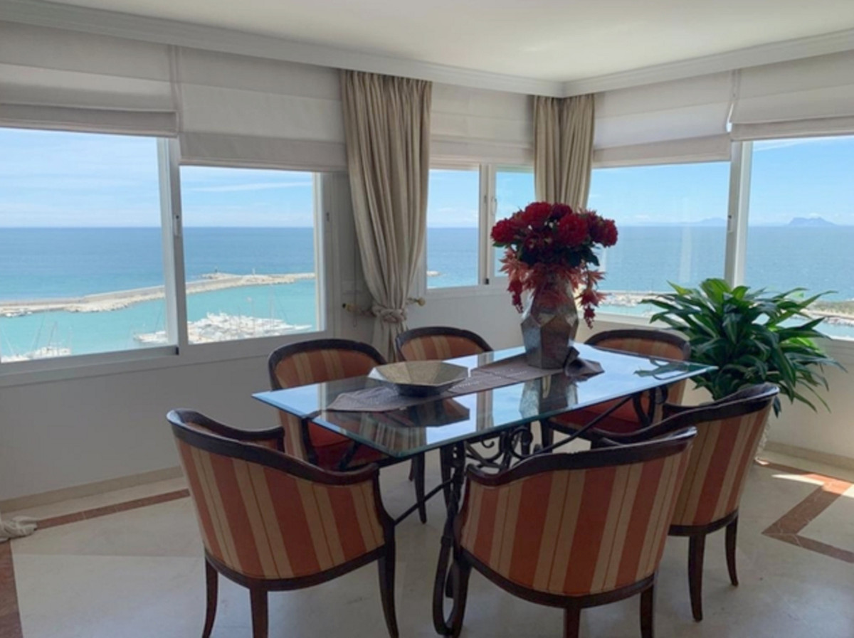 Se vende Ático de 2 dormitorios en Costa Del Sol, Málaga, España