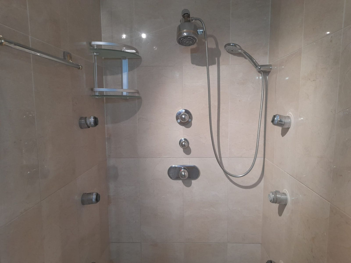 Se vende Ático de 2 dormitorios en Costa Del Sol, Málaga, España