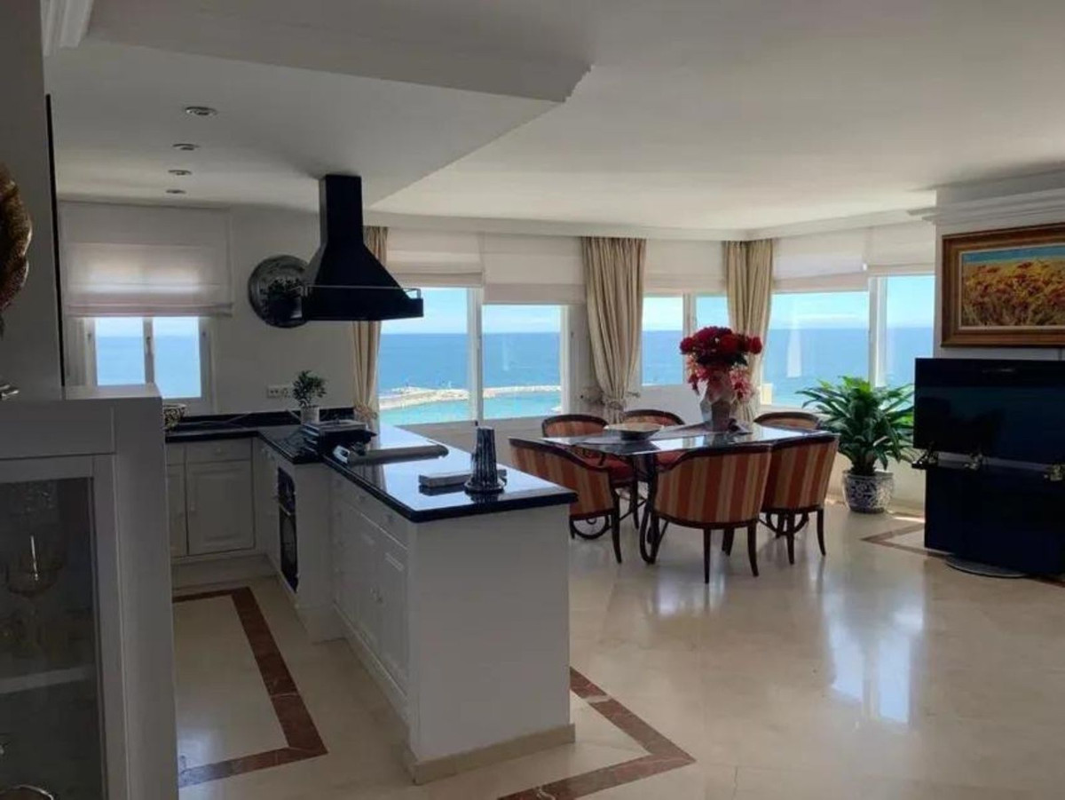 Se vende Ático de 2 dormitorios en Costa Del Sol, Málaga, España